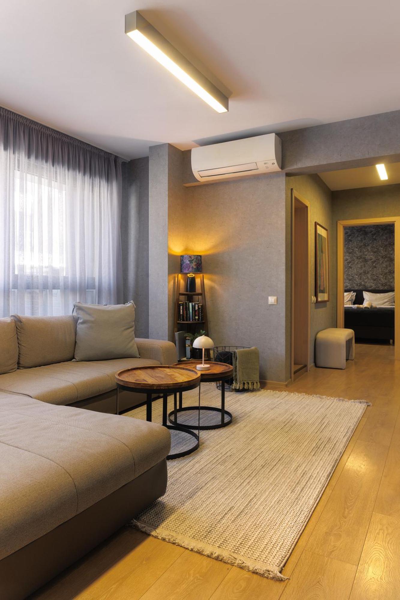 Center With Parking Apartment