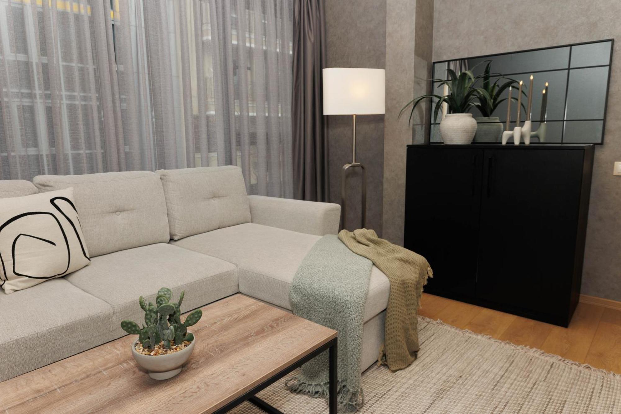 Apartment Center With Parking Plovdiv
